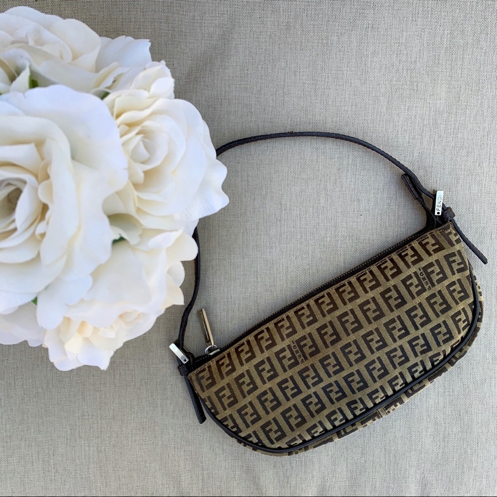 SOLD ❌ Fendi vintage mini zucchino baguette